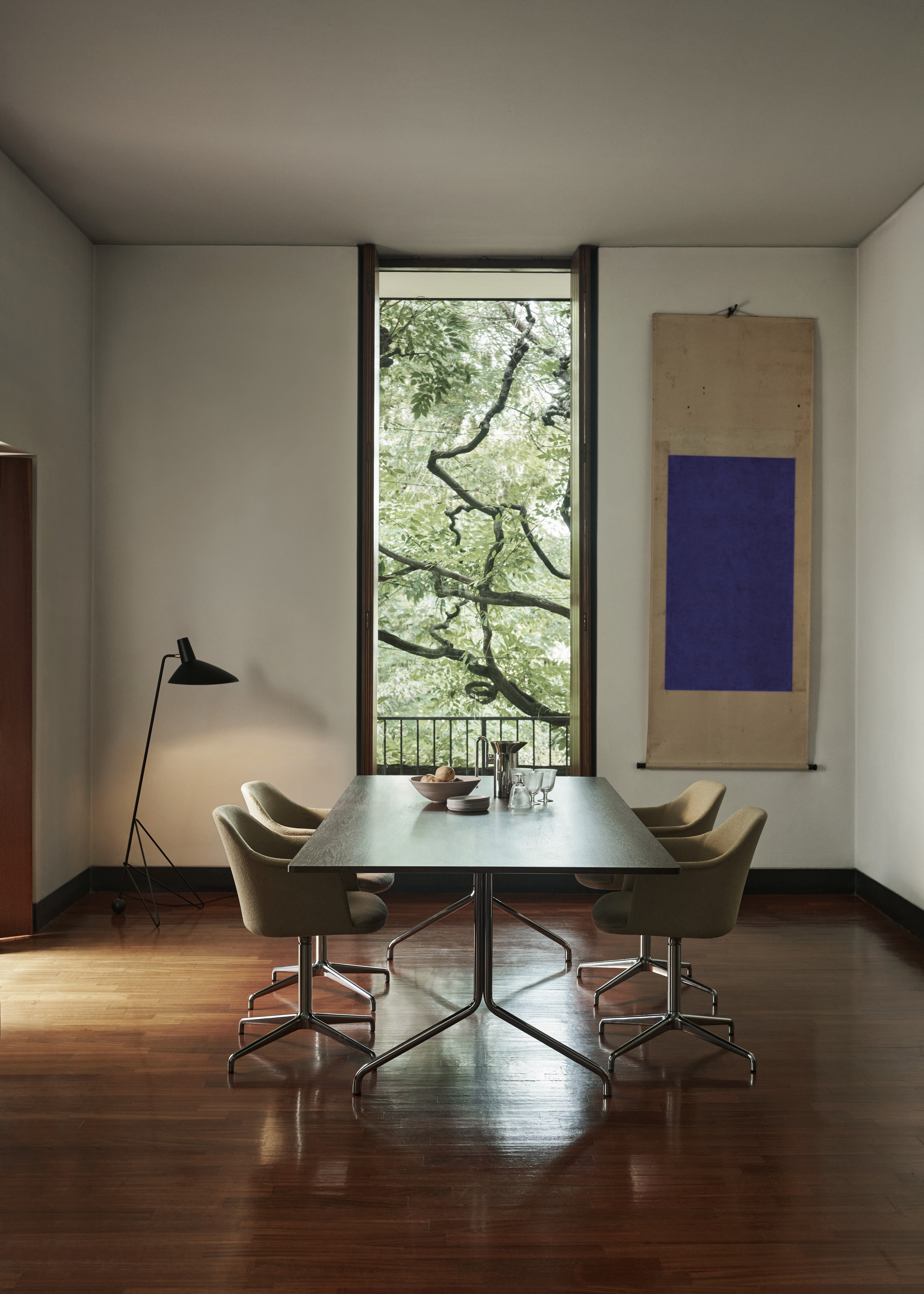 atd-retail-2024-pavilion-av24-rely-hw41-collect-wine-glass-sc79-momento-jug-jh38-tripod-hm9