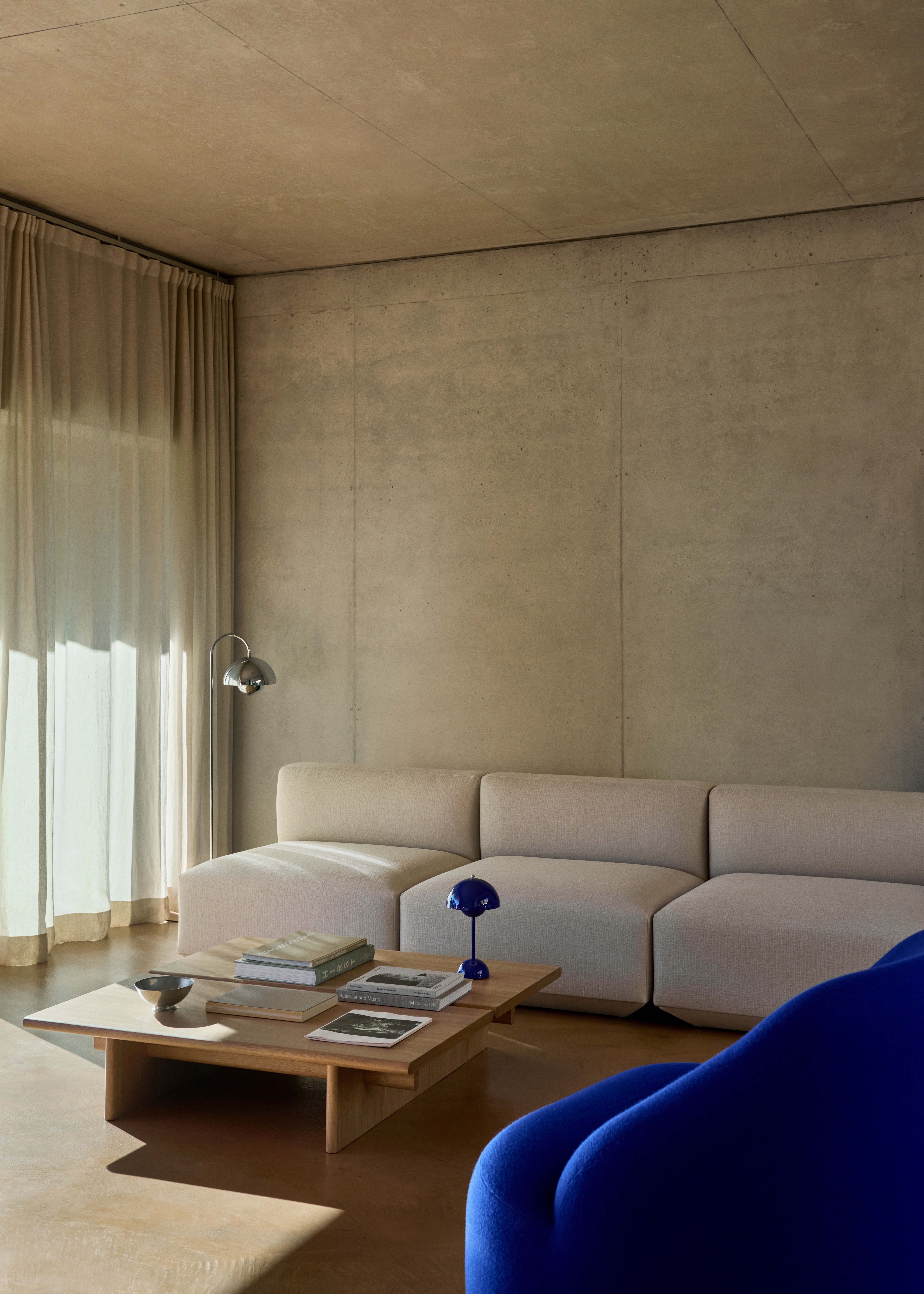 atd-retail-2025-develius-ev1c-ita-os4-flowerpot-vp12-flowerpot-vp9