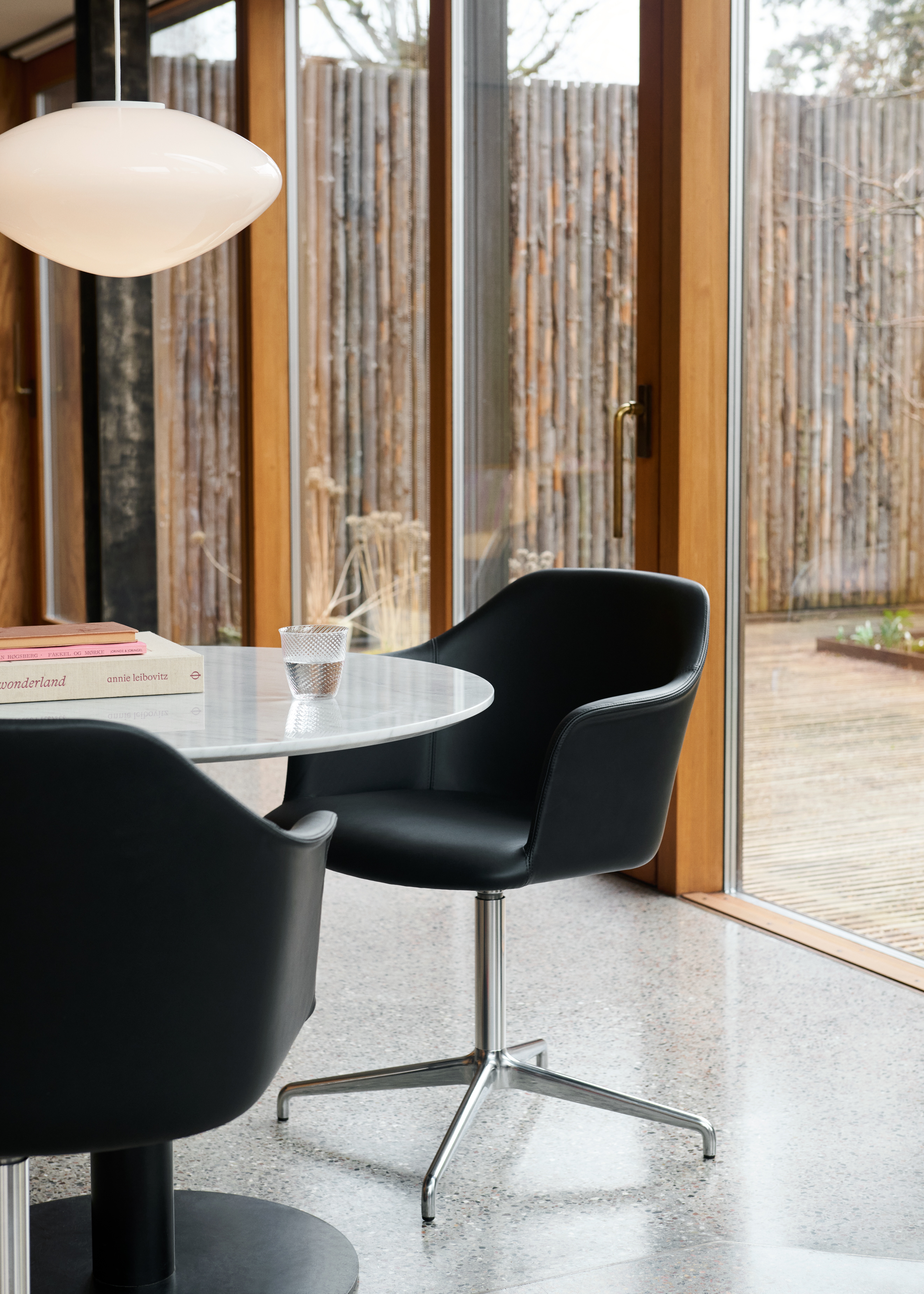 atd-retail-2025-rely-hw40-in-between-sk11-mist-ap16-02