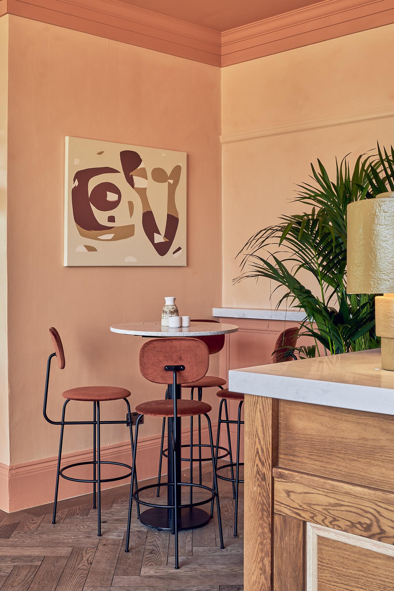 audo-afteroom-barchair-plus-project