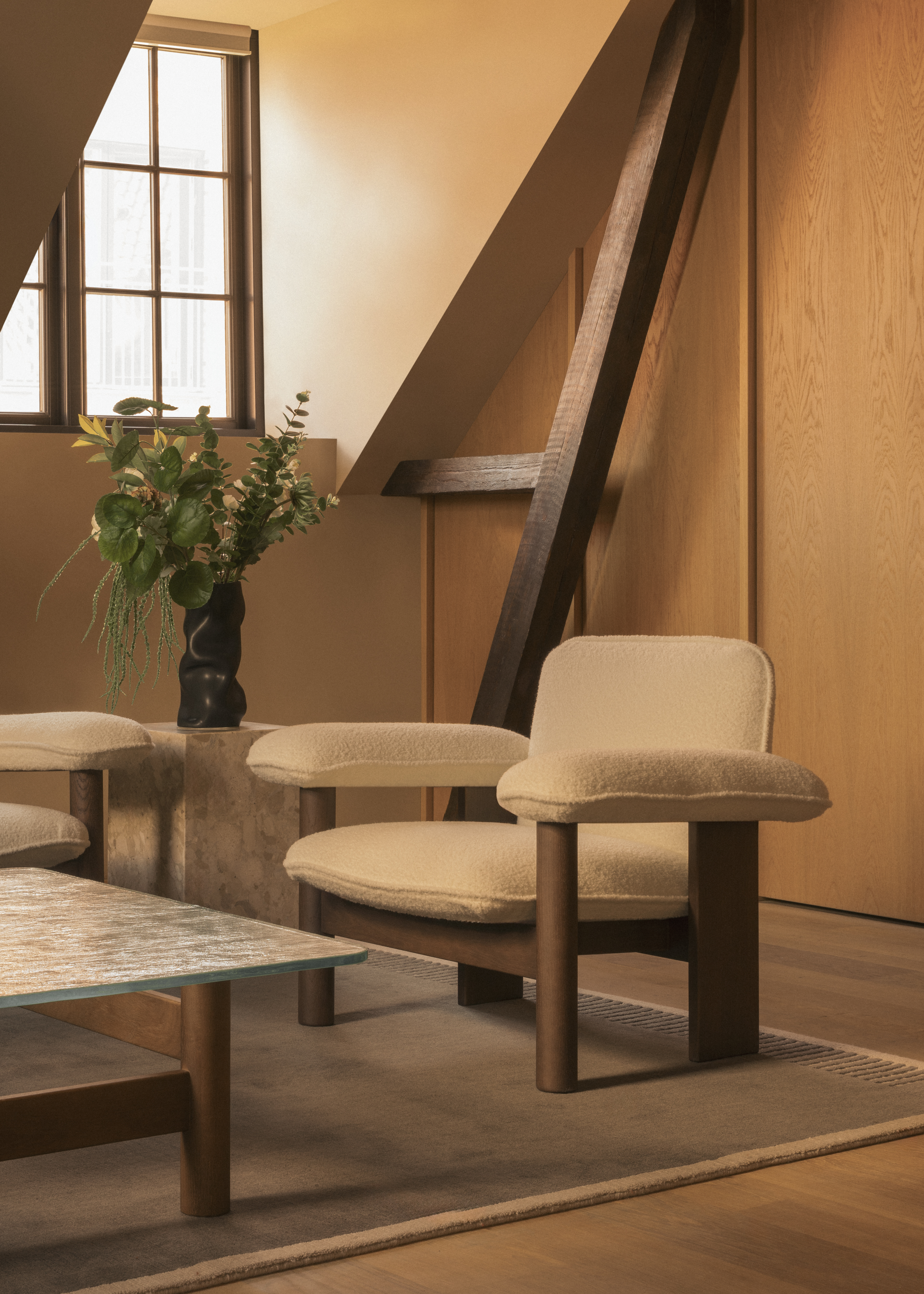 audo-brasilia-lounge-table-chair-low-back-duomo-rug-2