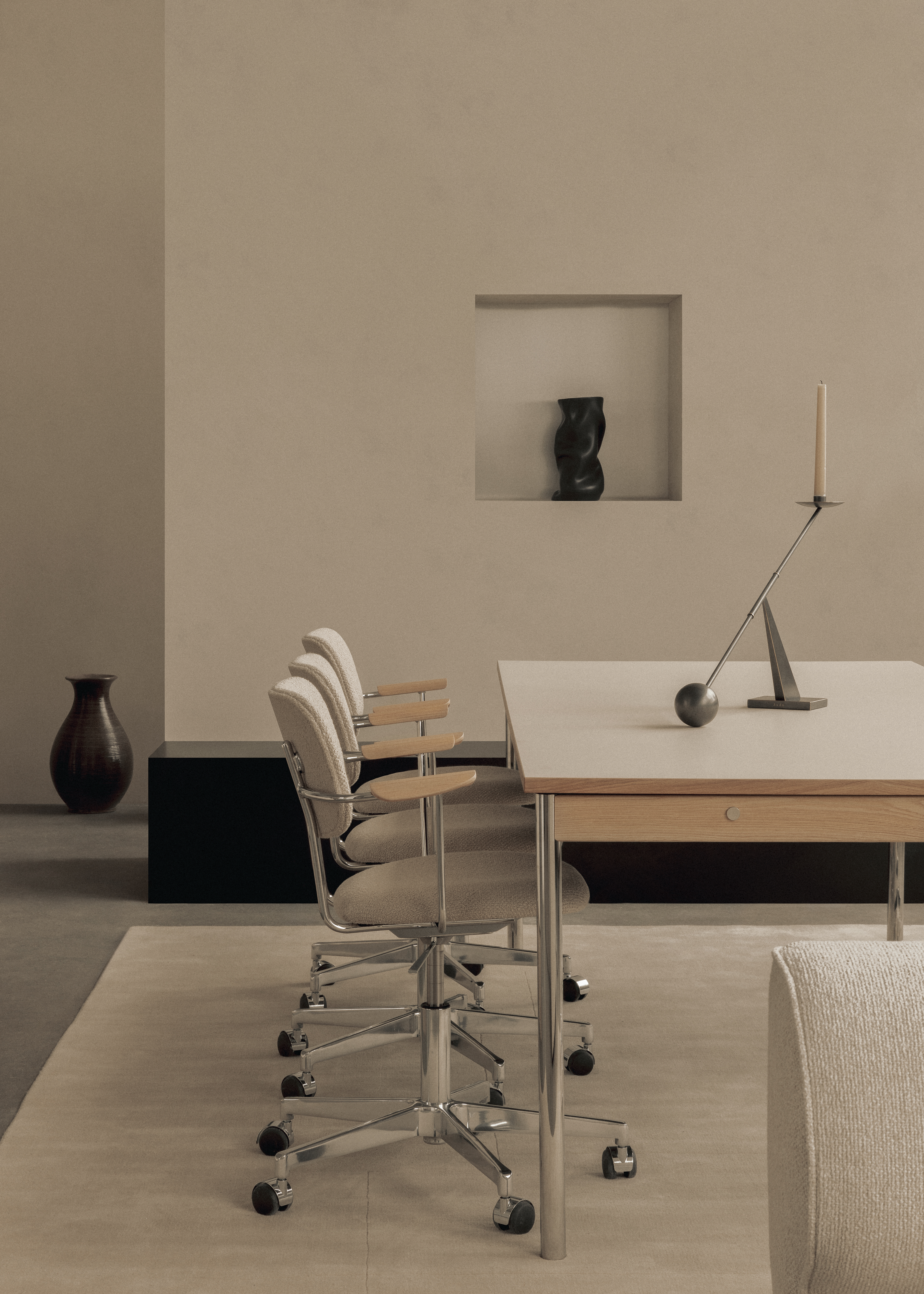 audo-co-task-chair-co-table-interconnect-candle-holder-collapse-vase-33