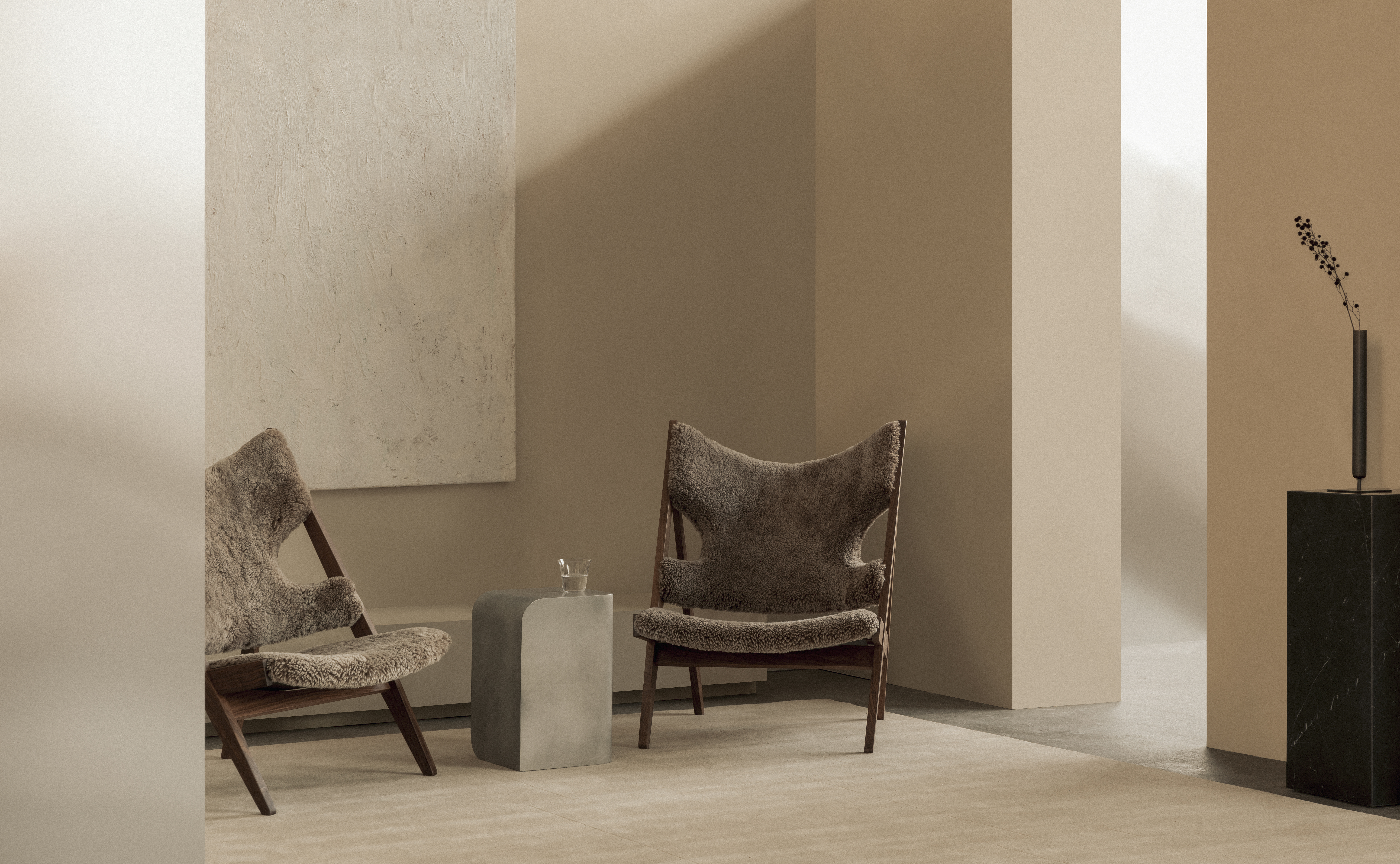 audo-knitting-chair-volume-side-table-plinth-pedestal-stance-vase-11