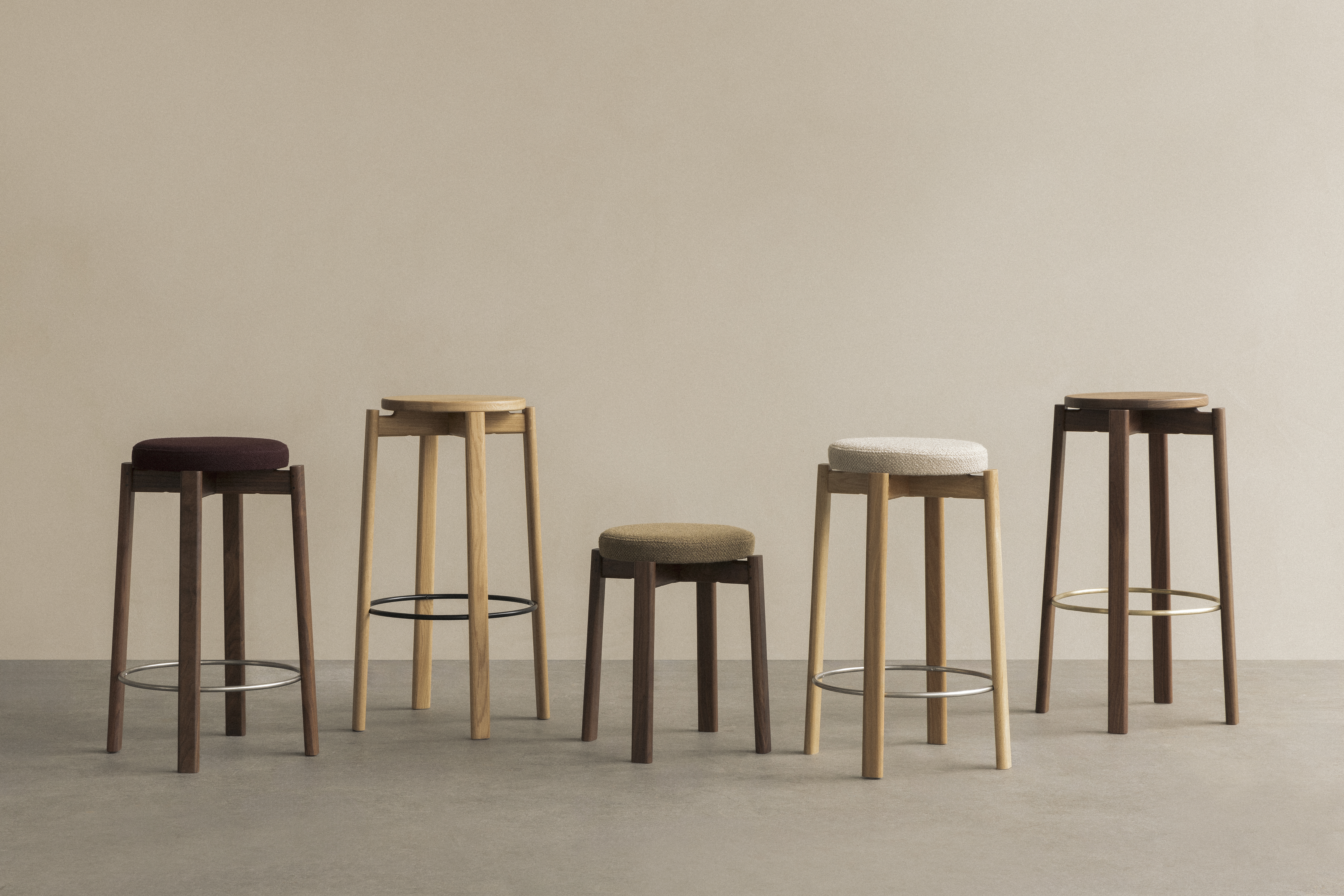 audo-passage-stool-counter-bar-42