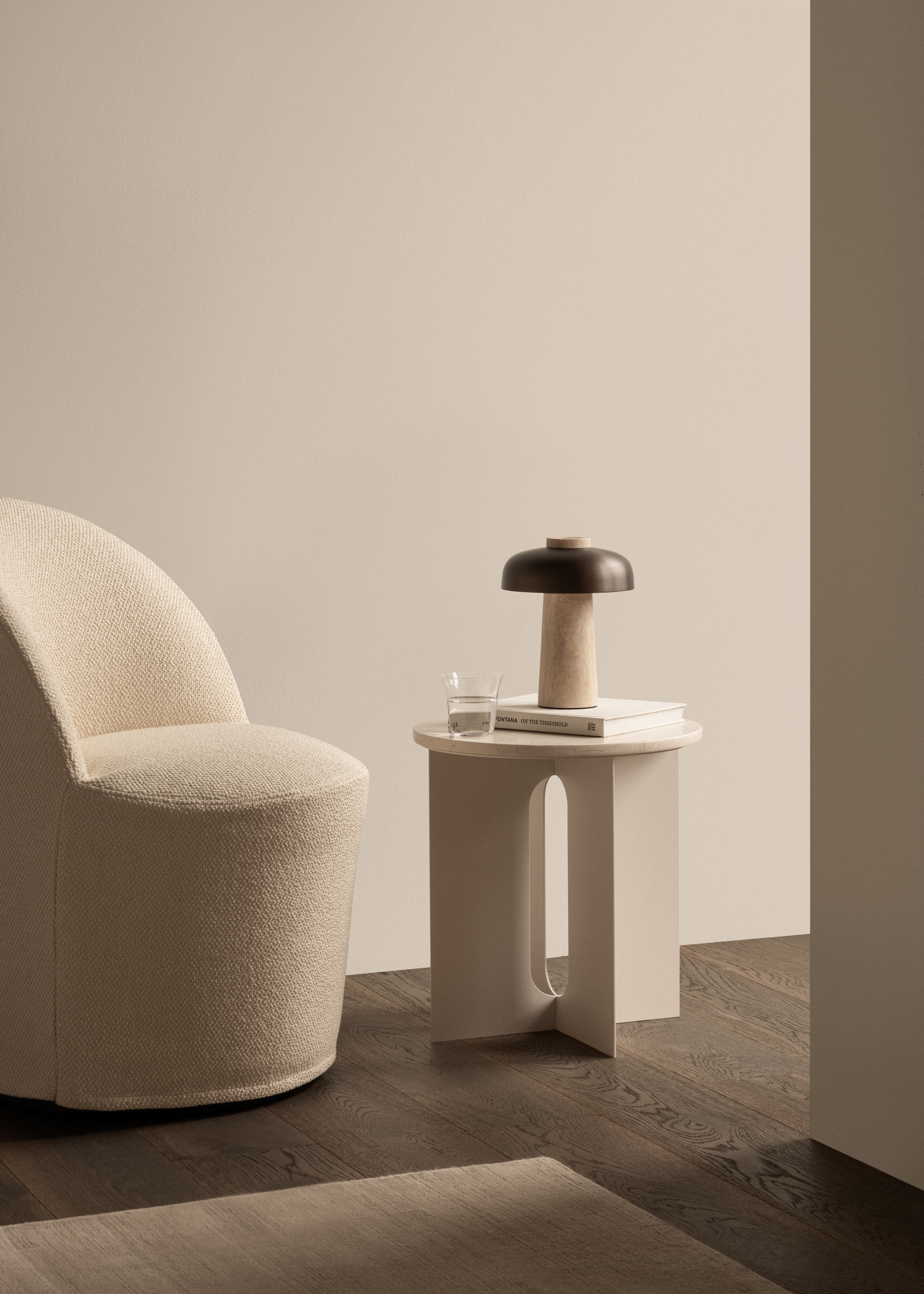 audo-tearoom-club-chair-swivel-androgyne-side-table-reverse-table-lamp-portable-3