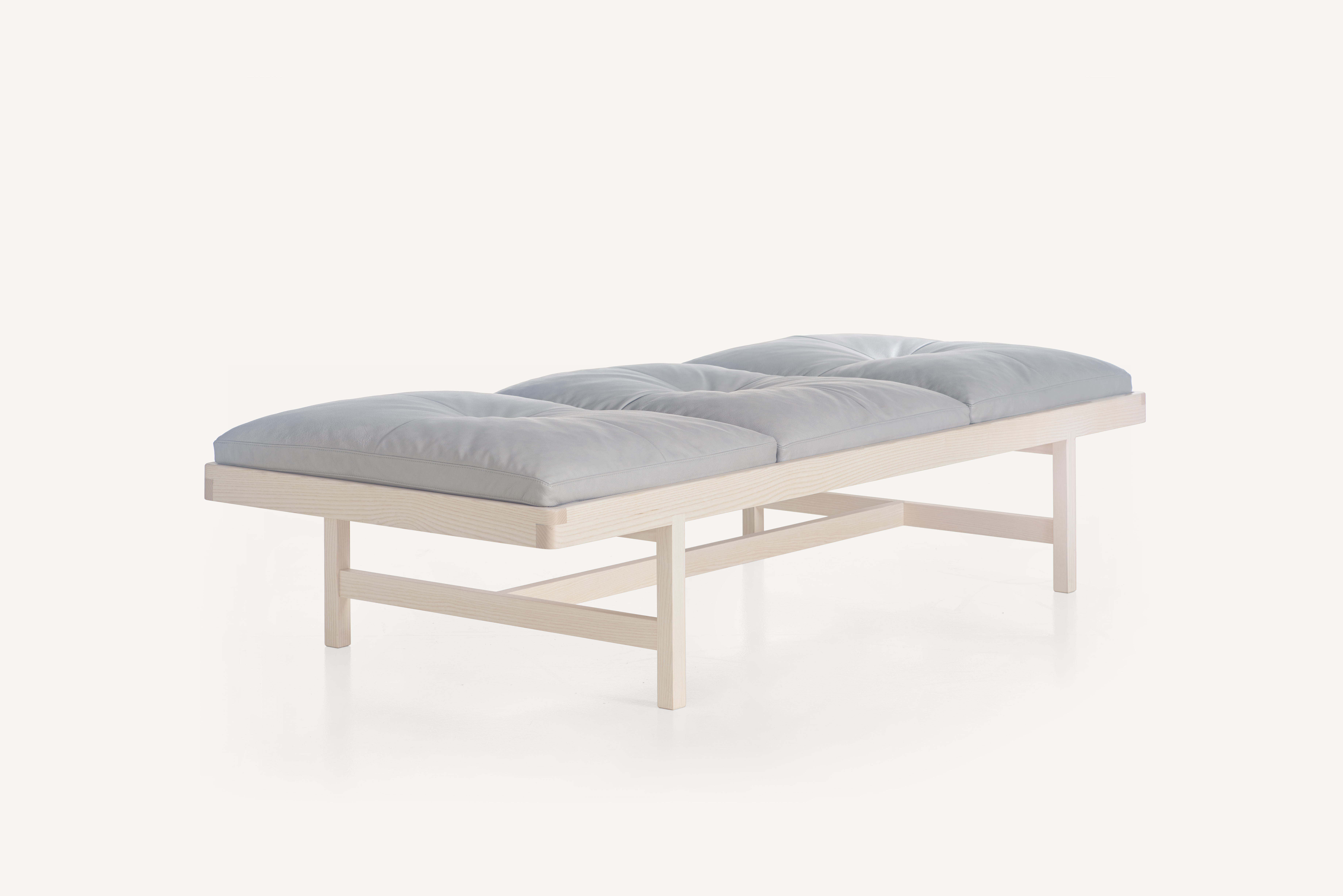 bassamfellows-cb-42-day-bench-in-solid-white-ash-3-4