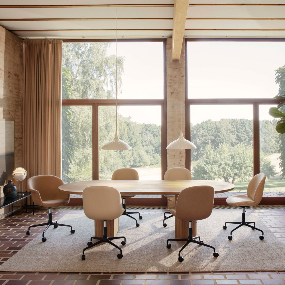 Beetle Meeting Chair