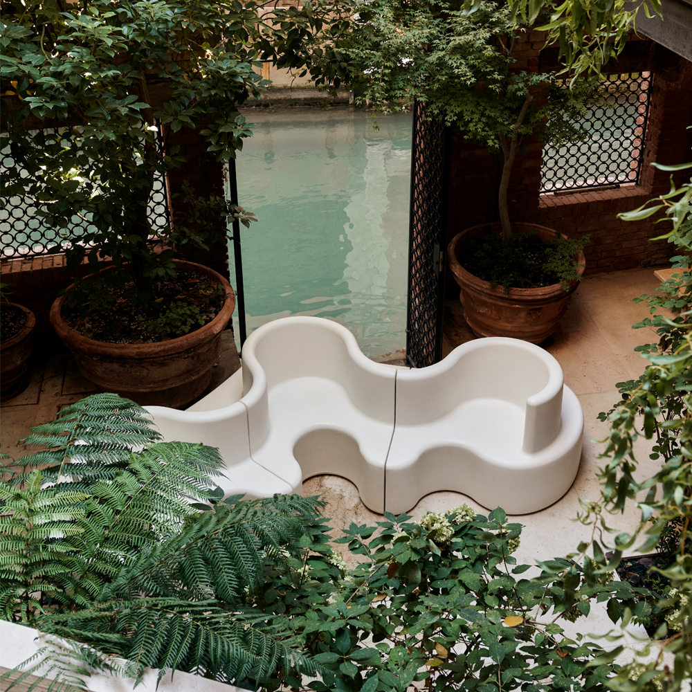 Cloverleaf Indoor/Outdoor