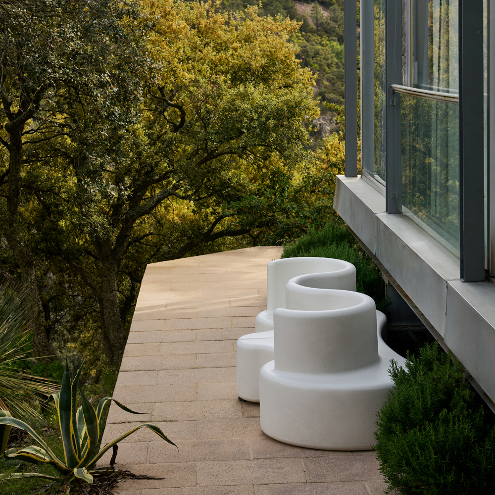 Cloverleaf Indoor/Outdoor