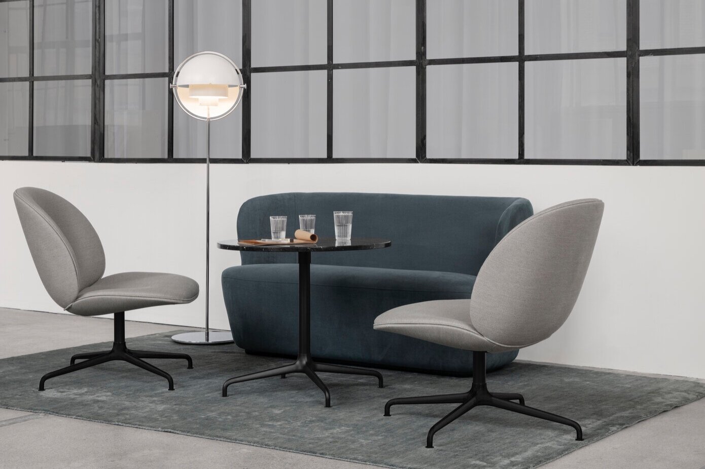 contract-beetleloungechair-multi-litefloorlamp-beetleloungetable-staysofa-on-1