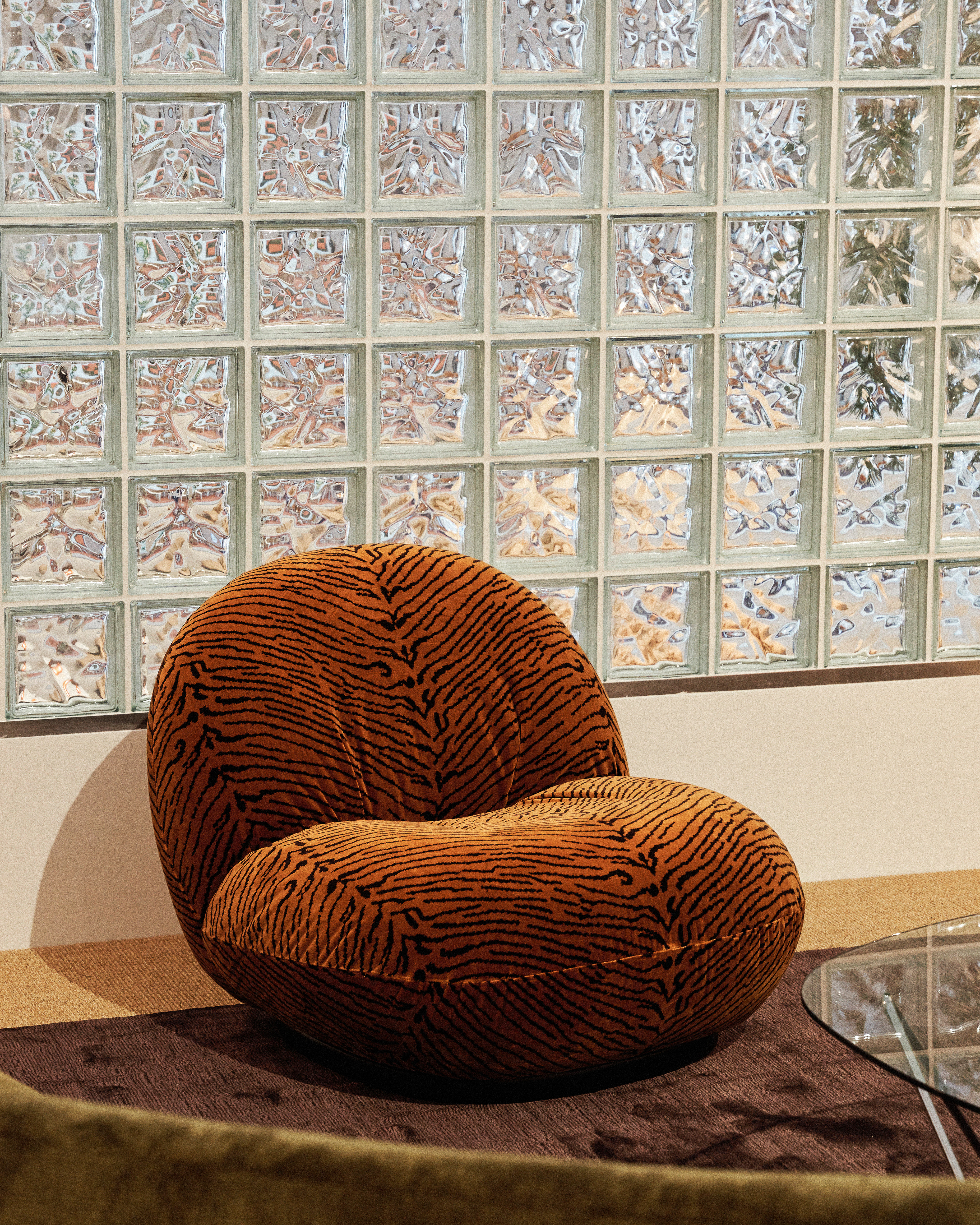 fall24-story-pacha-lounge-chair-by-pierre-paulin-00-7