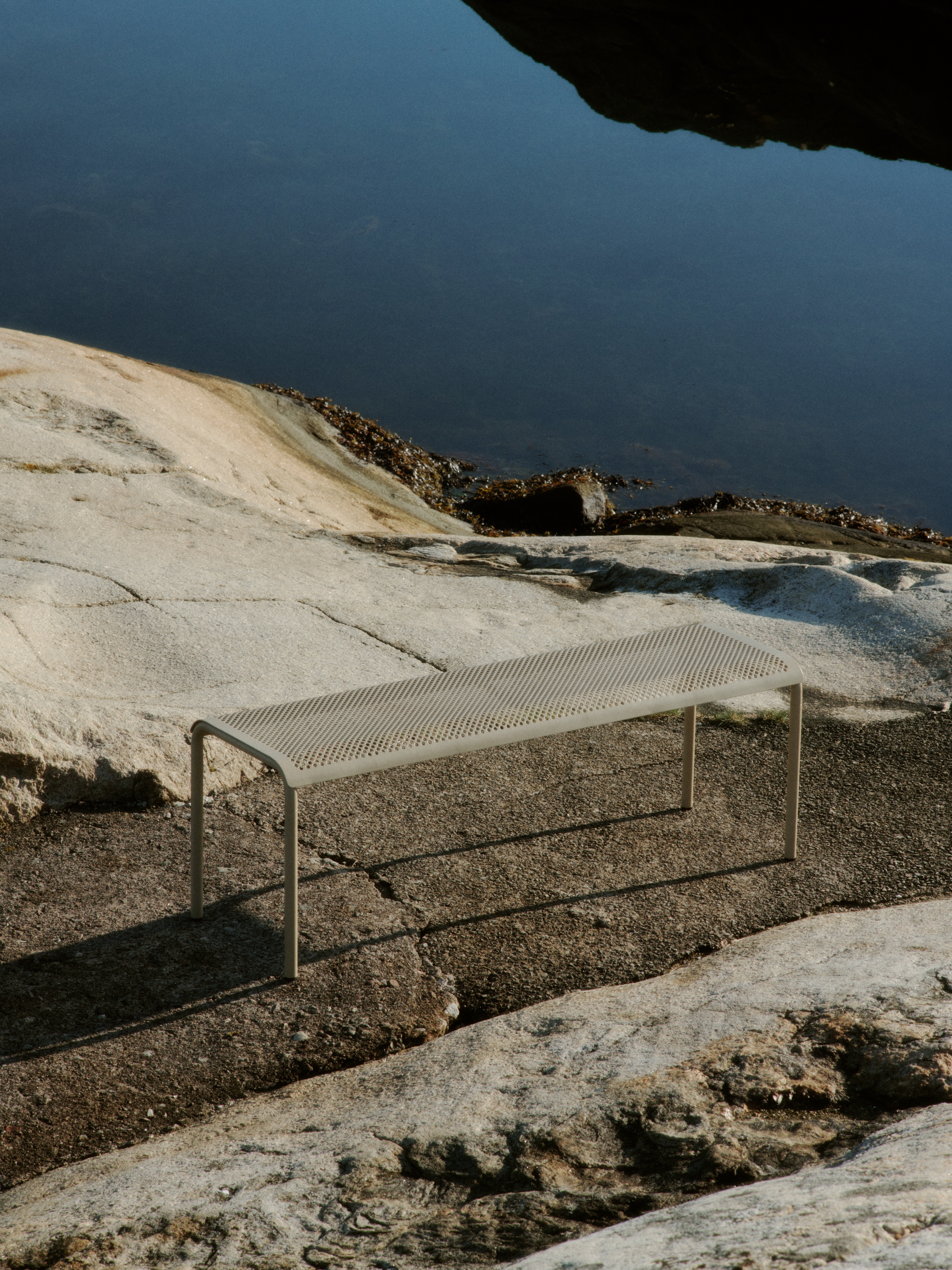 fermliving-ss25-dapplebench-cashmere-1104270656-3