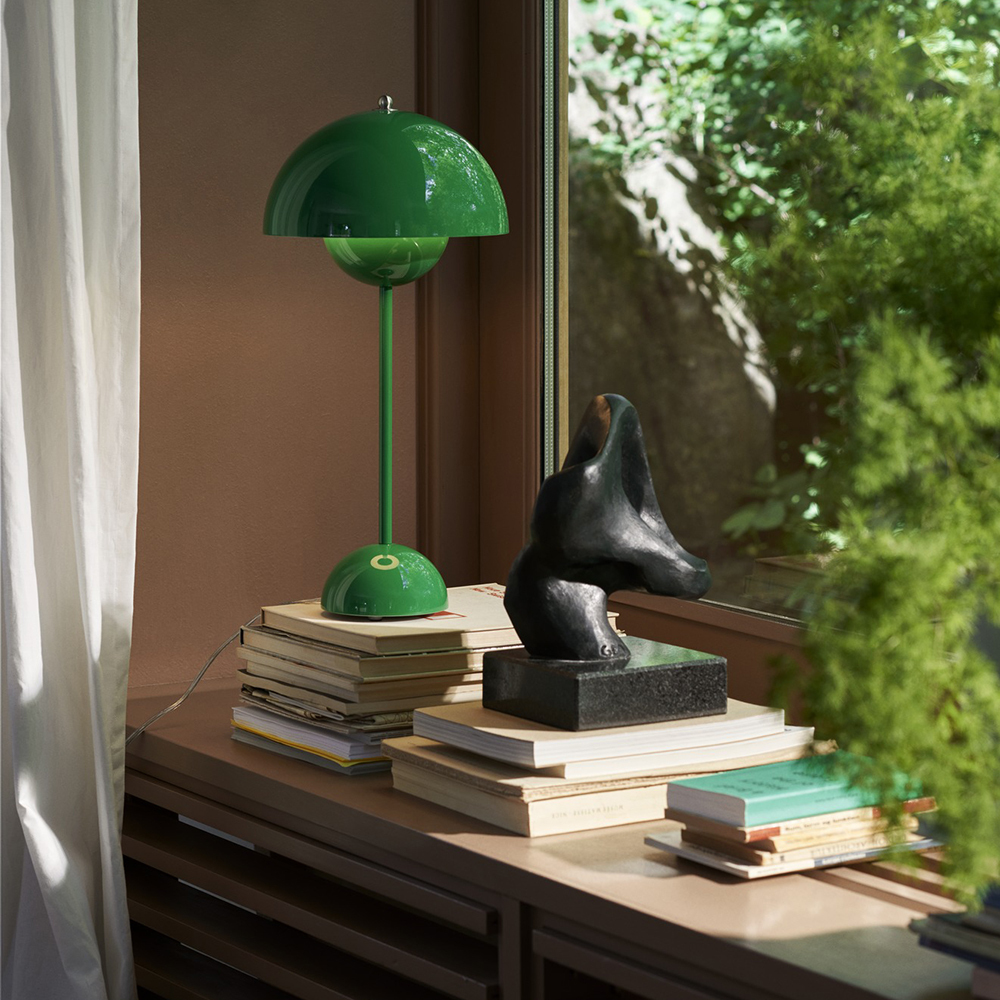 Flowerpot Table Lamp VP9