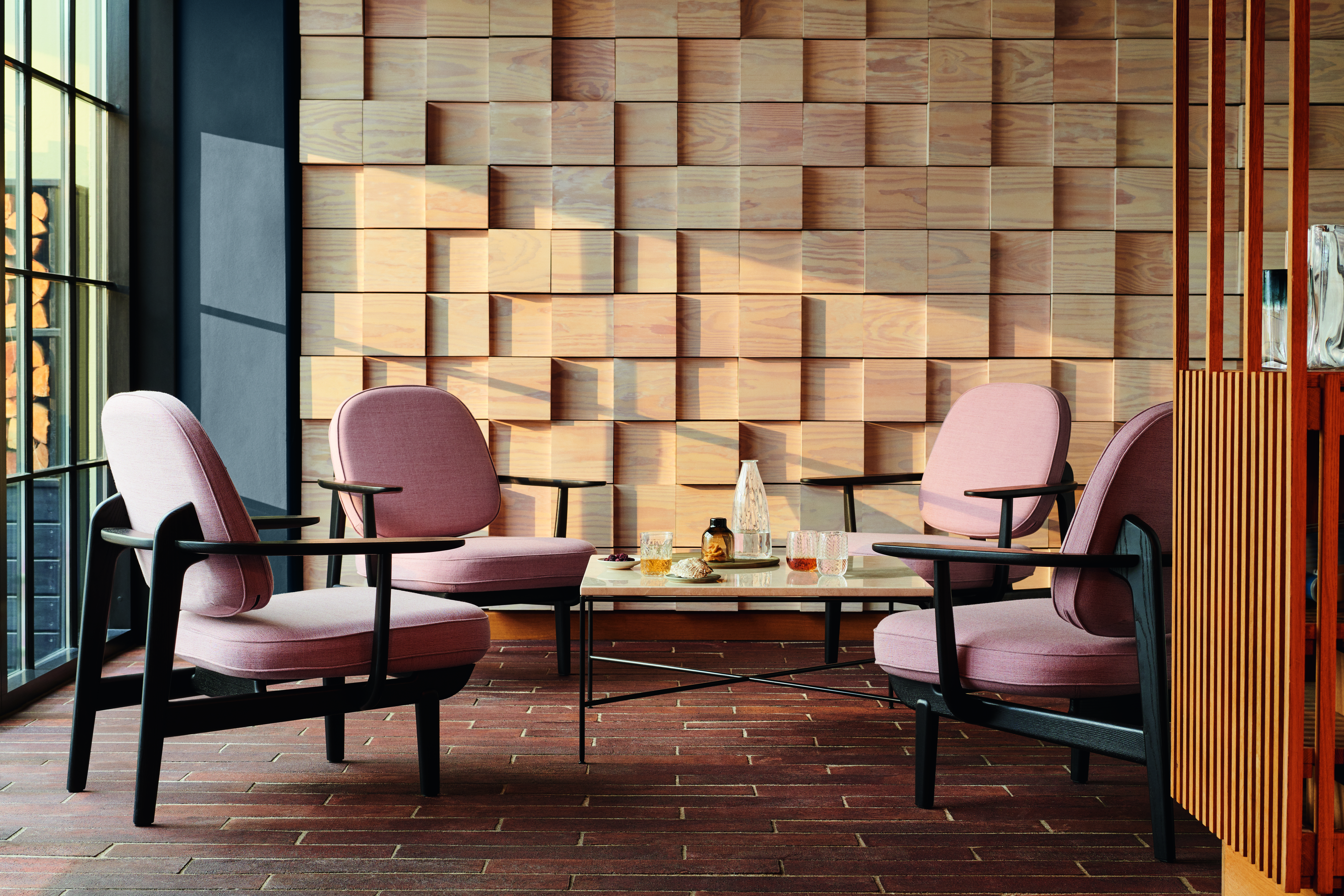 fritz-hansen-05-0147-v2-330