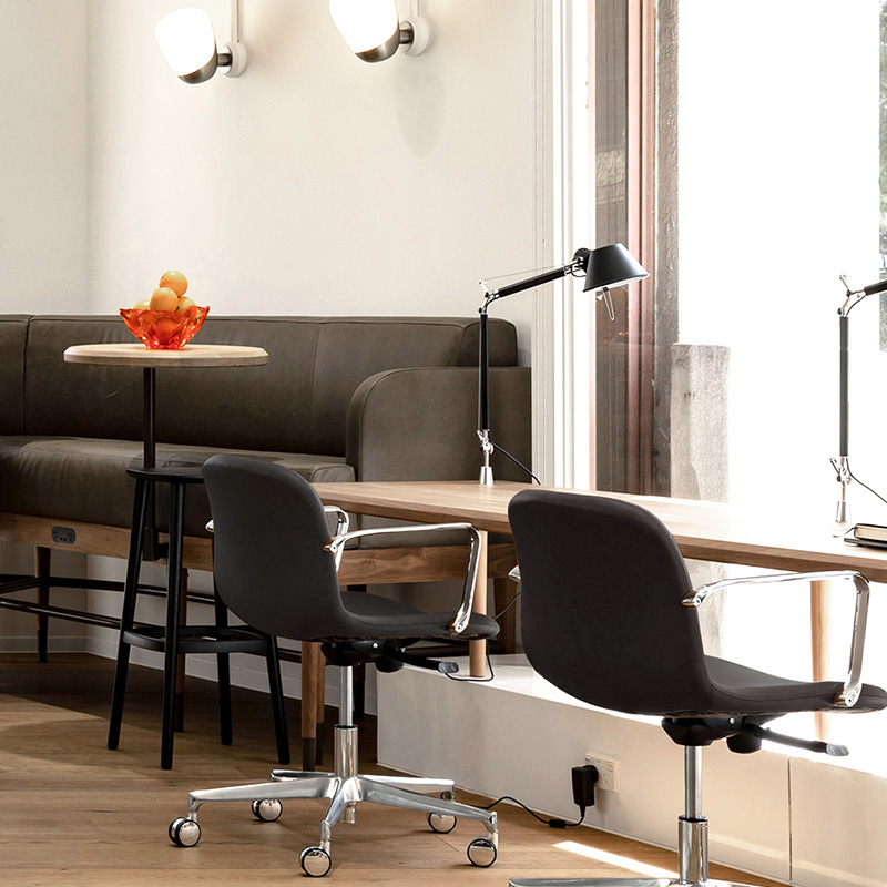 jobs-chairs-bacco-office-2