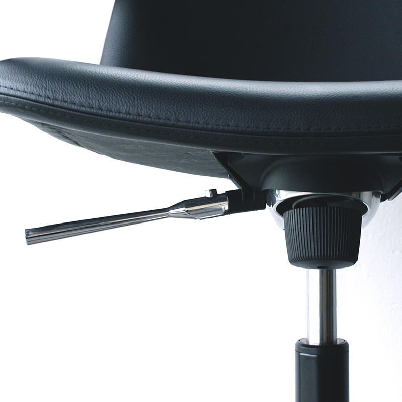 jobs-chairs-bacco-office-black-leather-work