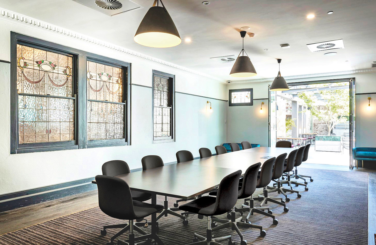 jobschairs-bacco-office-meeting