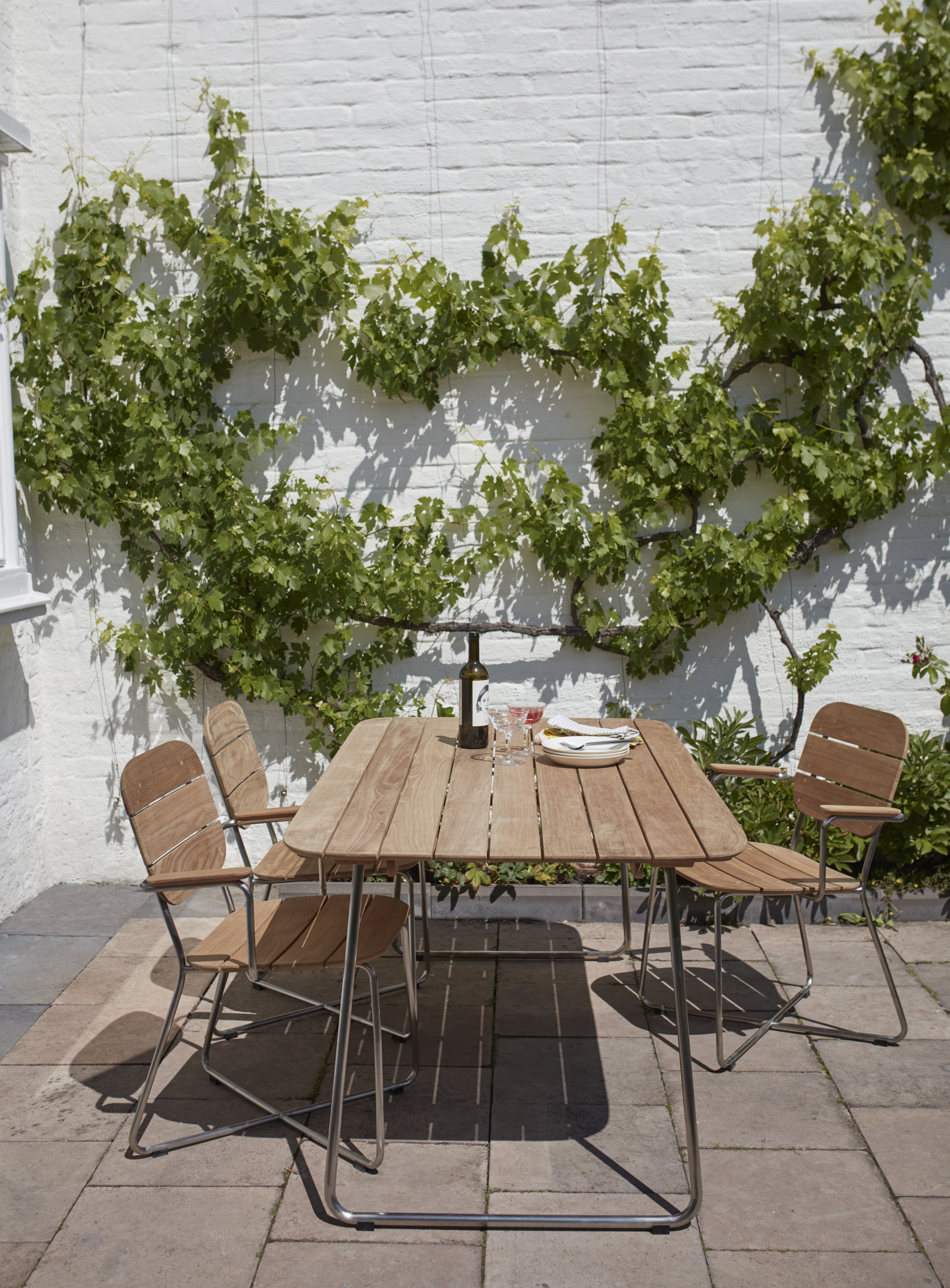 lilium-chair-table-bench-02