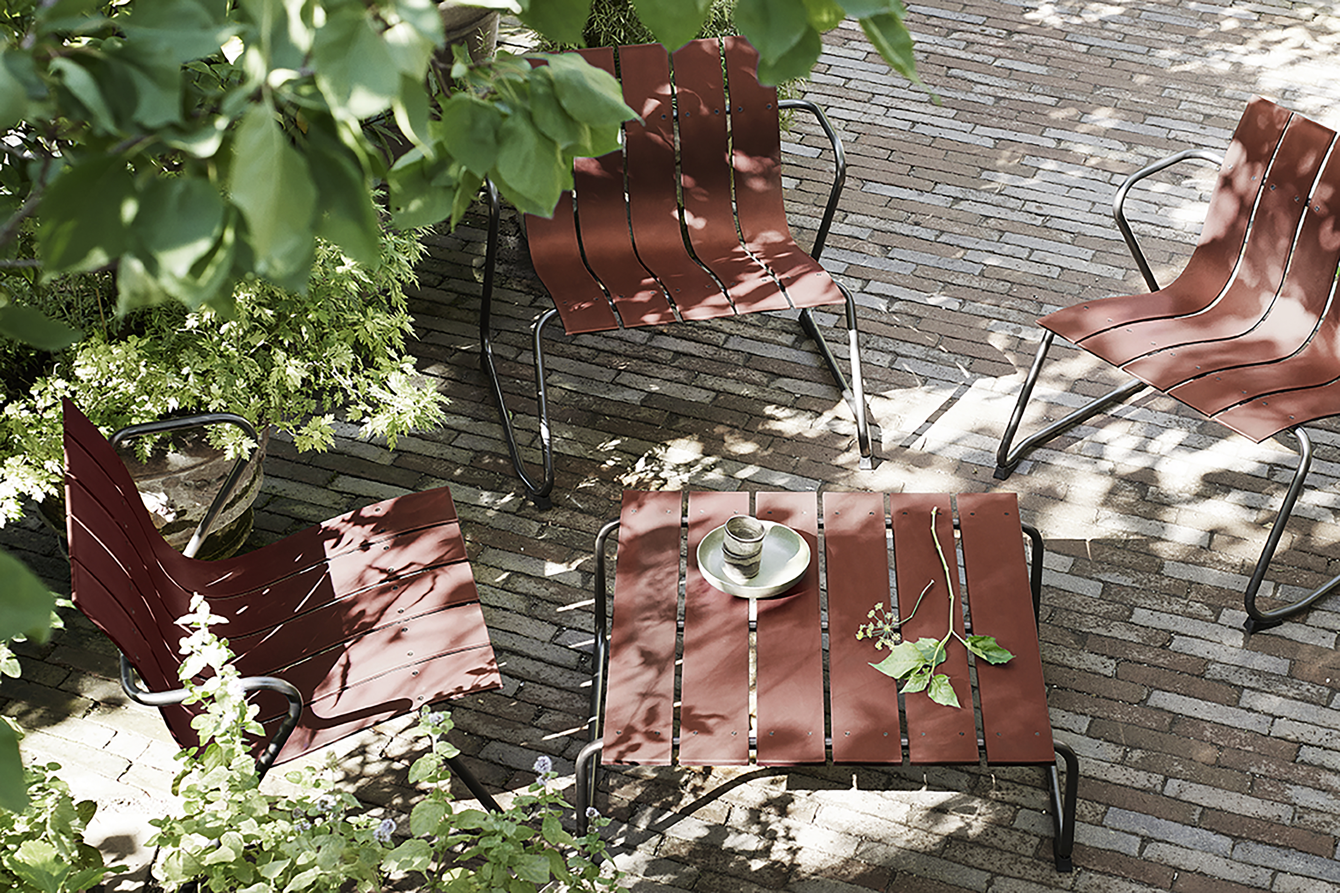 mater-09335-09345-ocean-collection-lifestyle-3-horizontal