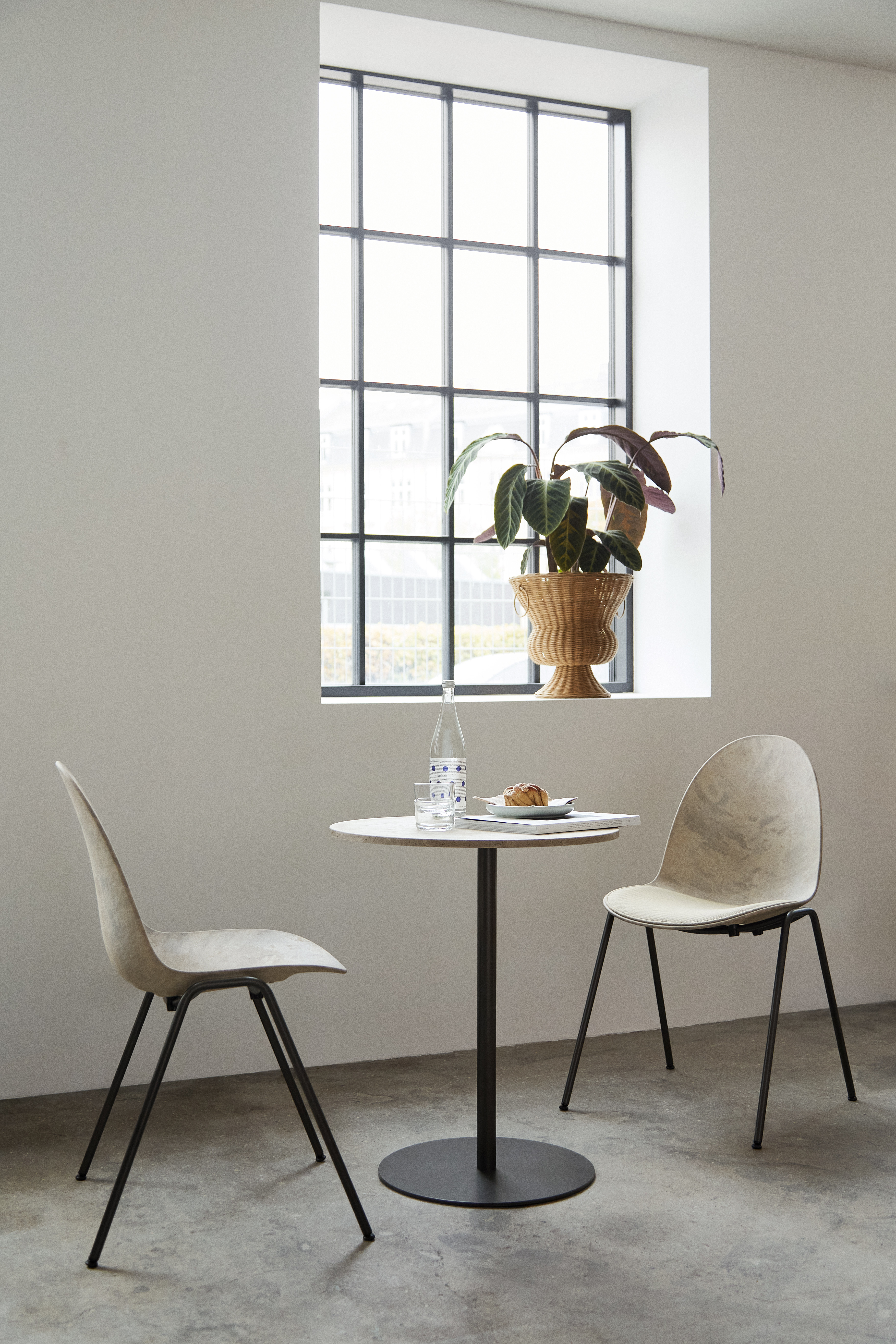 mater-11224-eternity-11996-matercafetable-lifestyle-copy