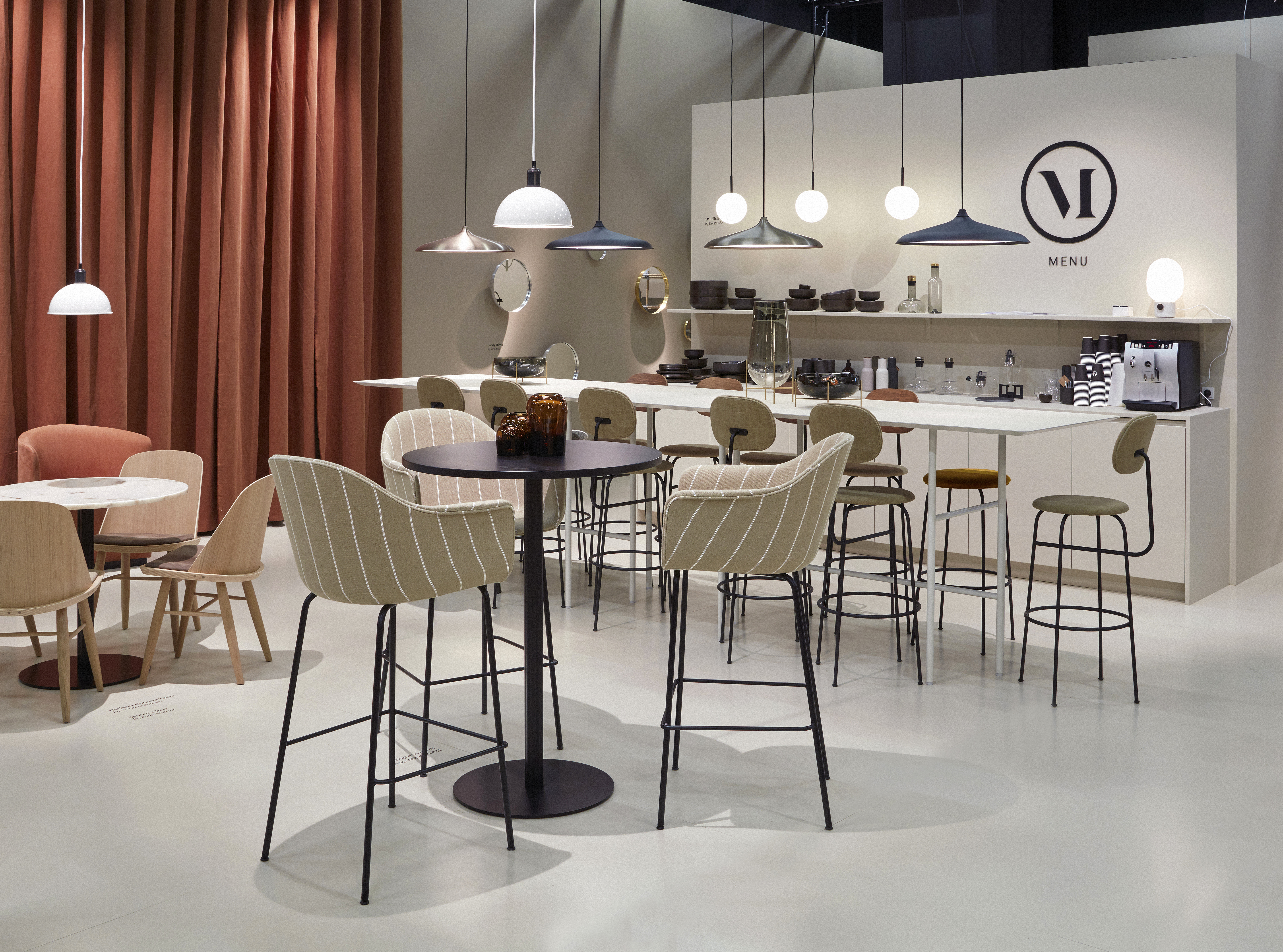 menu-orgatec-harbour-bar-chair-column-hubert-afteroom