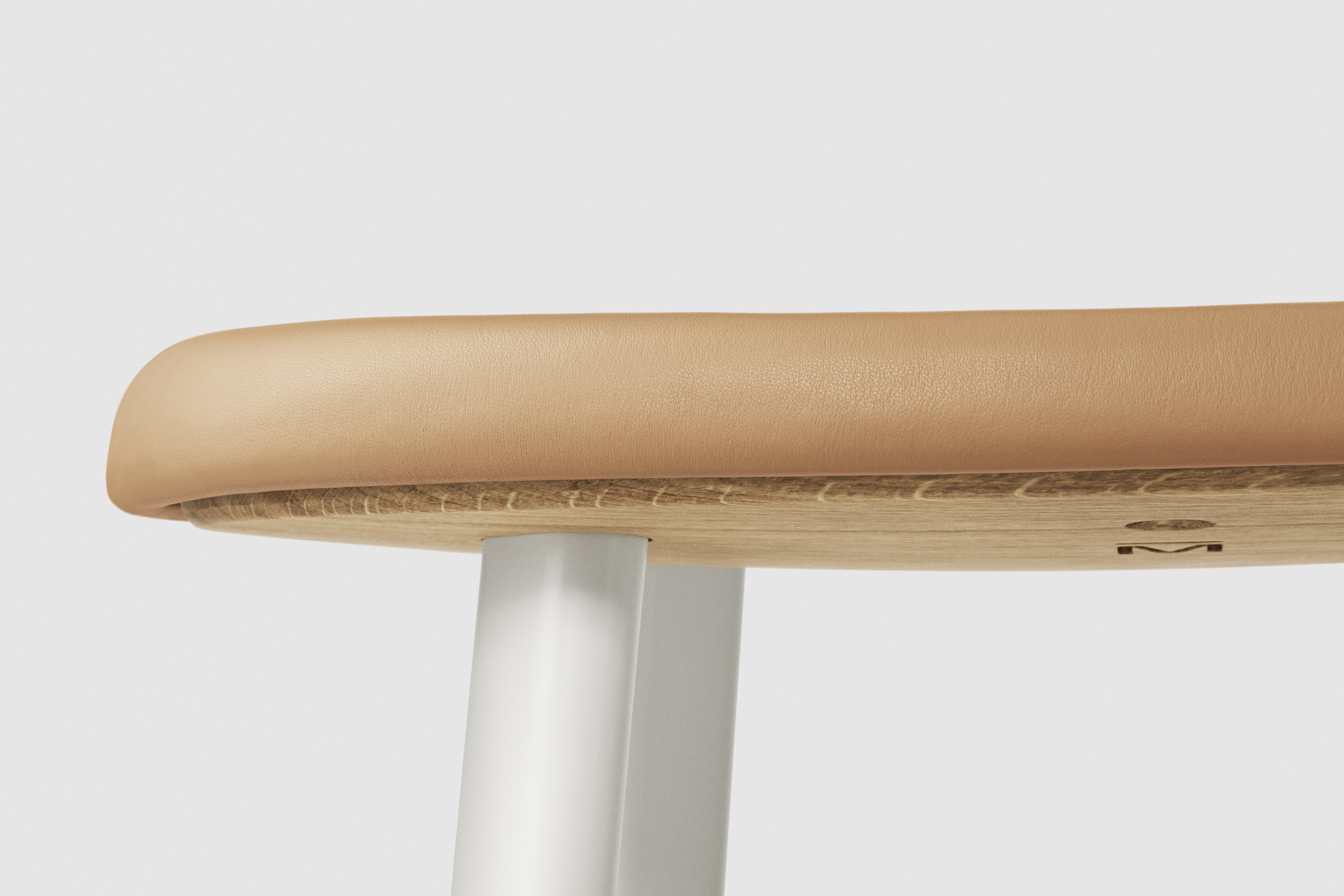 million-anno-stool-grey-leather-closeup