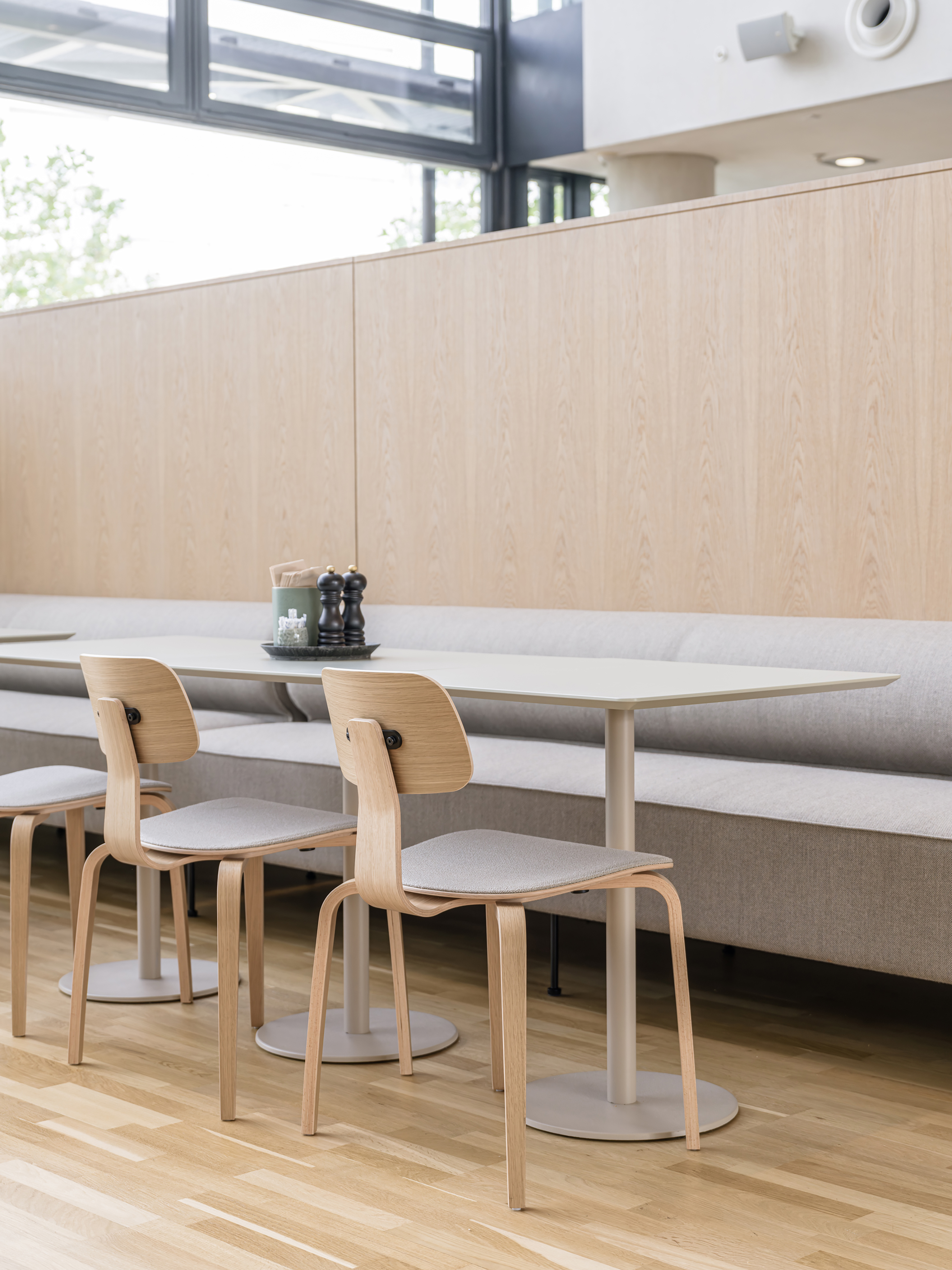 montana-jyske-bank-glaskuben-h-14