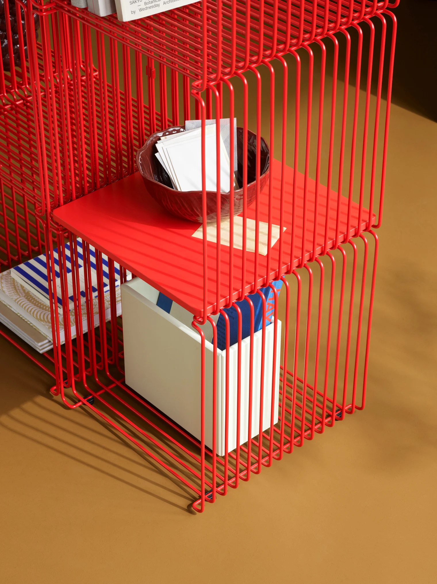 montana-pantonwire-d35-rosehip-rosehipshelf-detail-h