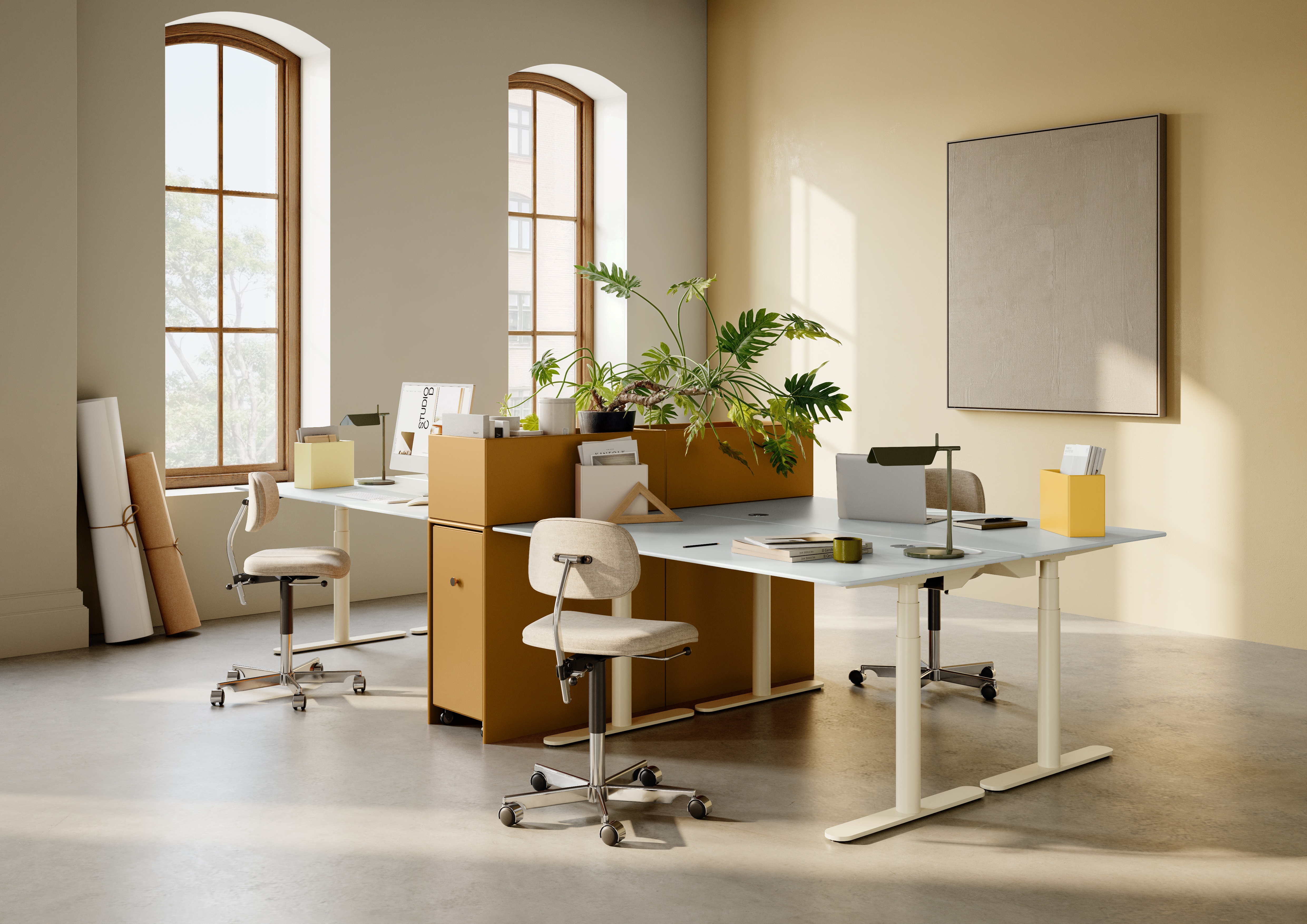 montana-workstation-deskstorage02-cargo-amber-hilow-kevioffice-w