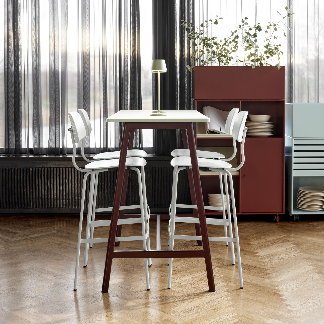 moser-bar-table-montana-2