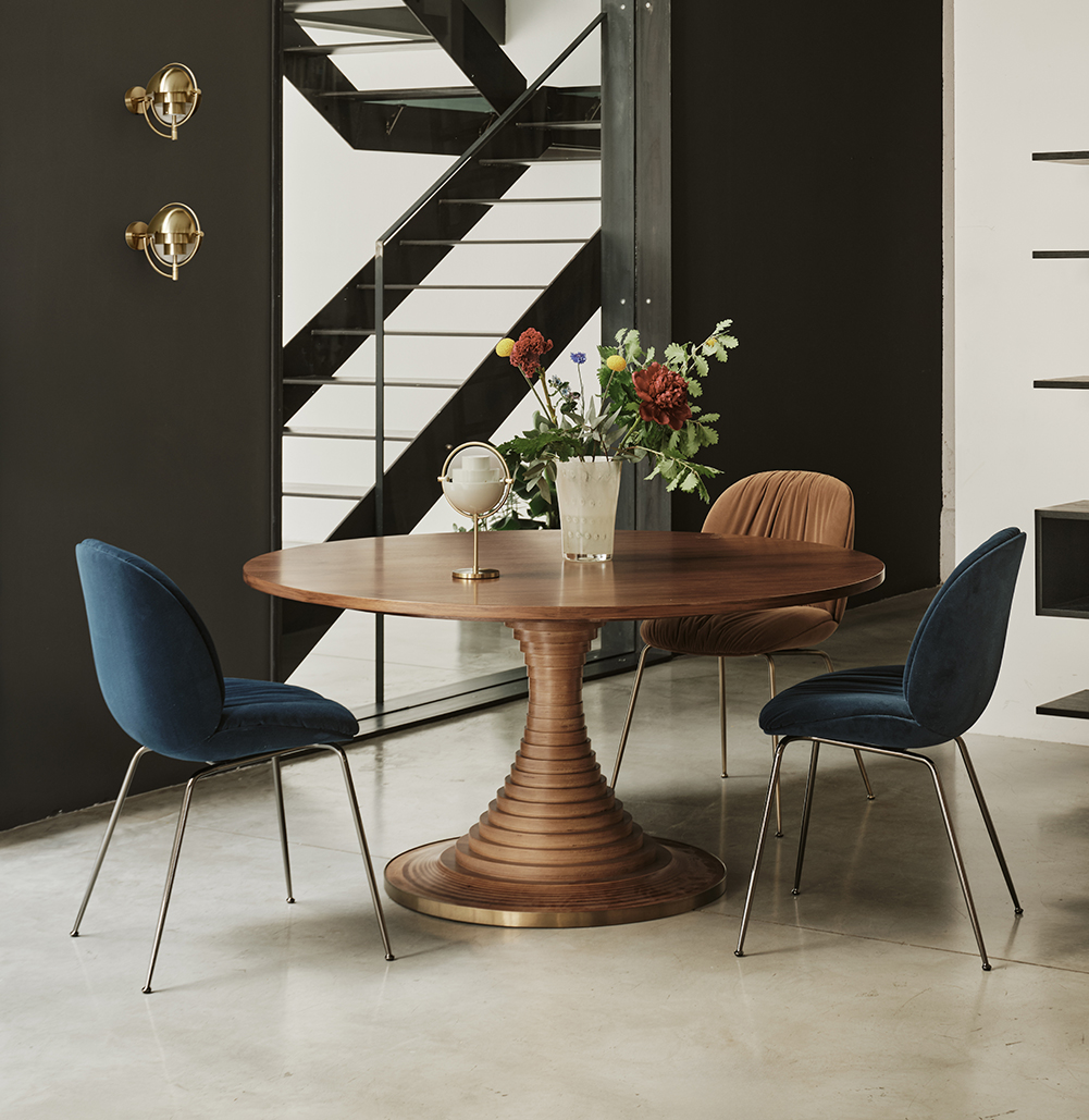 tavolo-a-dischi-sq-1757791723