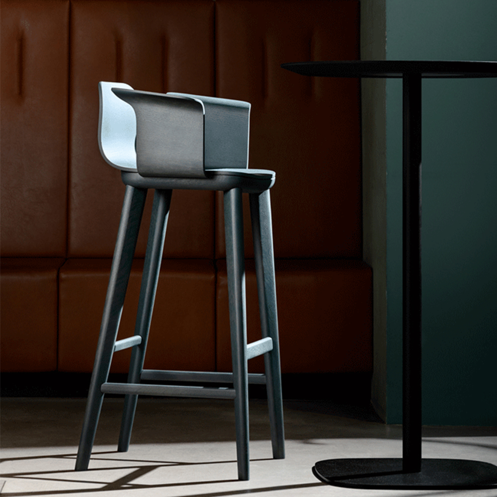 zeitraum-aeon-comfort-stool-sq