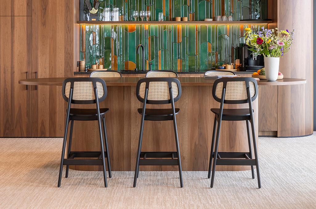 indoor-qs-feature-image-titus-stool