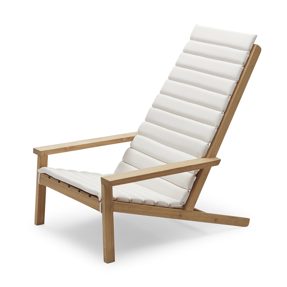 Between Lines Deck Chair