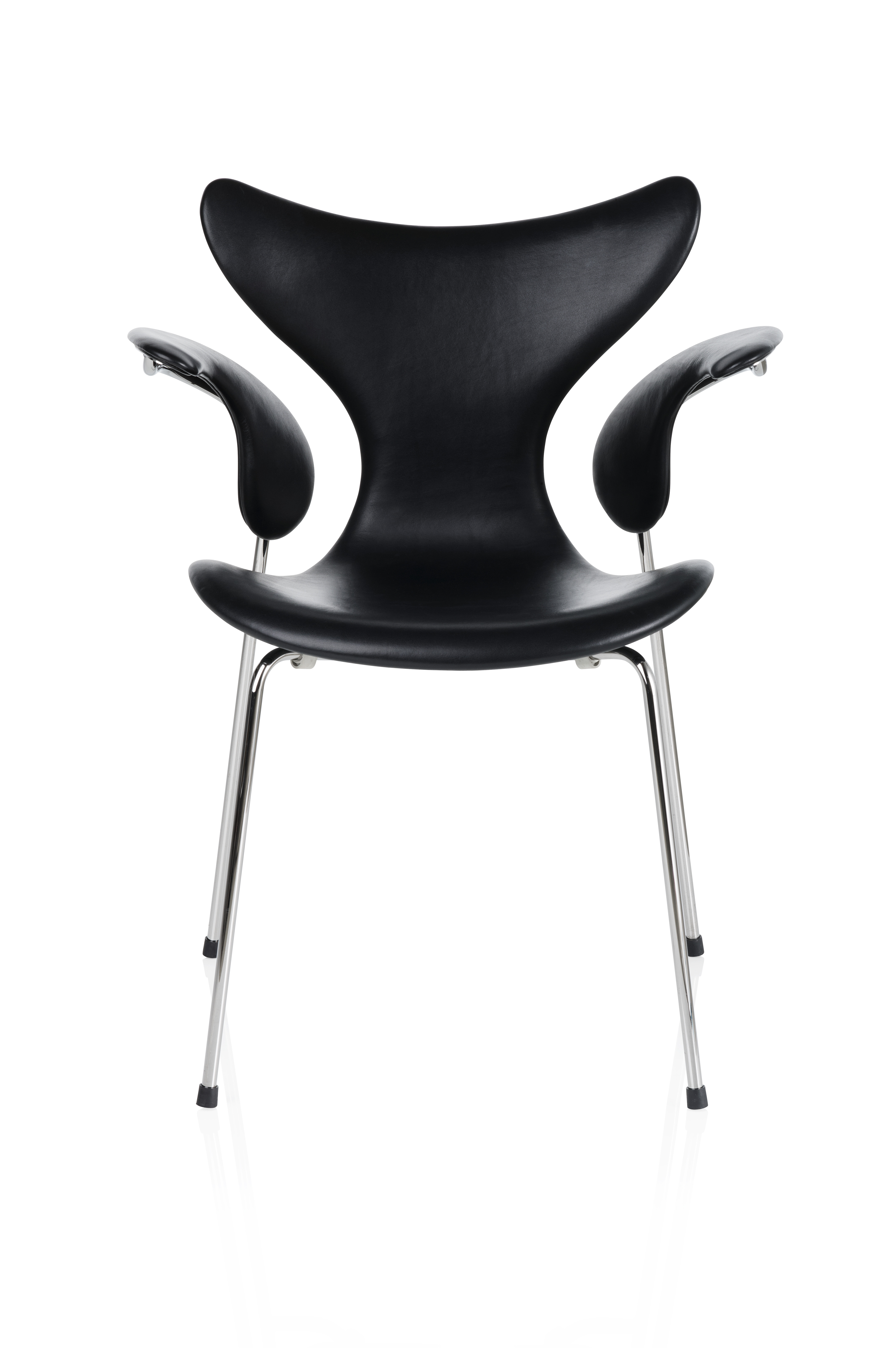 fritz-hansen-lily-3208-arne-jacobsen-black-leather