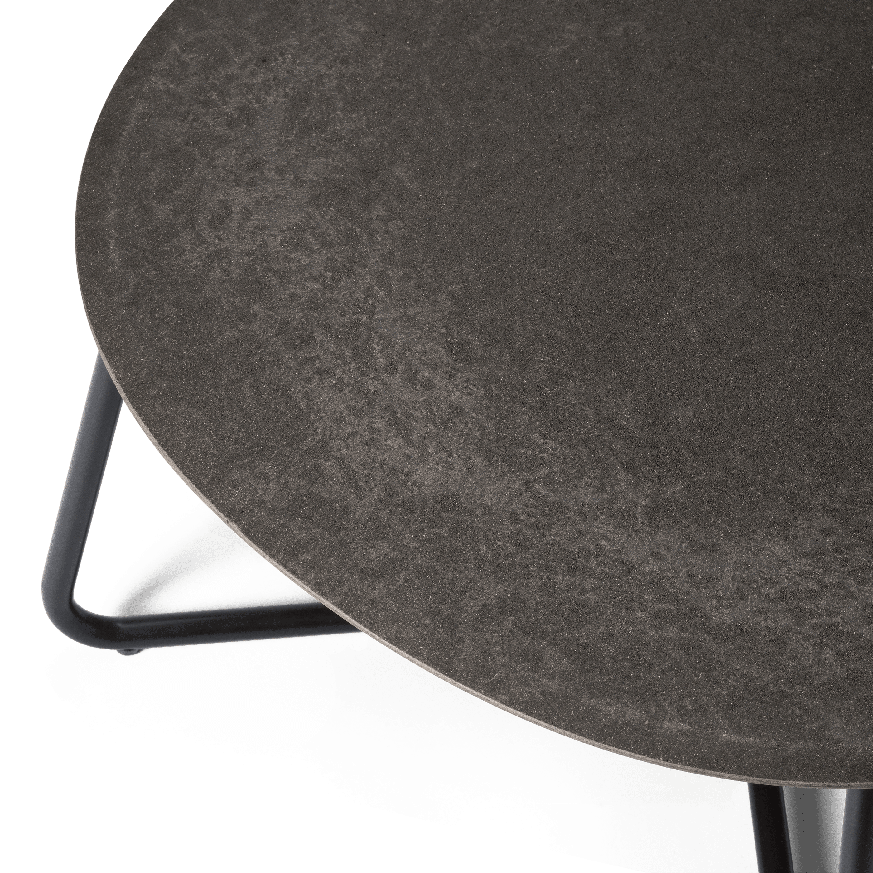 mater-23014-lilyloungetable-coffeewasteblack-detail