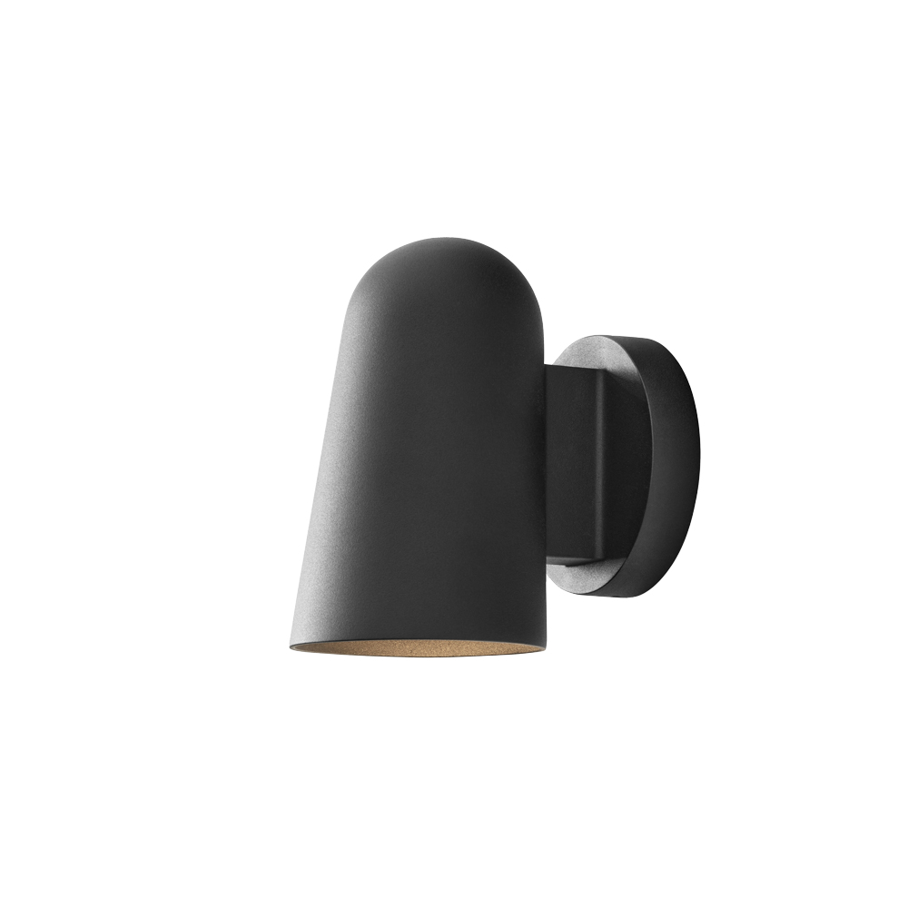 solidwalllamp02-1759354086