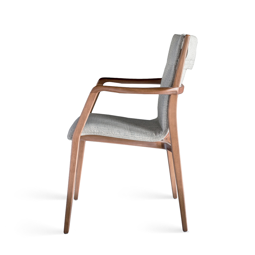 sossego-lily-armchair-side